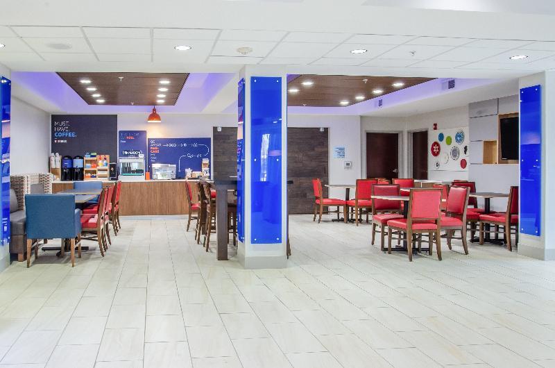 Holiday Inn Express & Suites - Olathe South By Ihg Exterior photo
